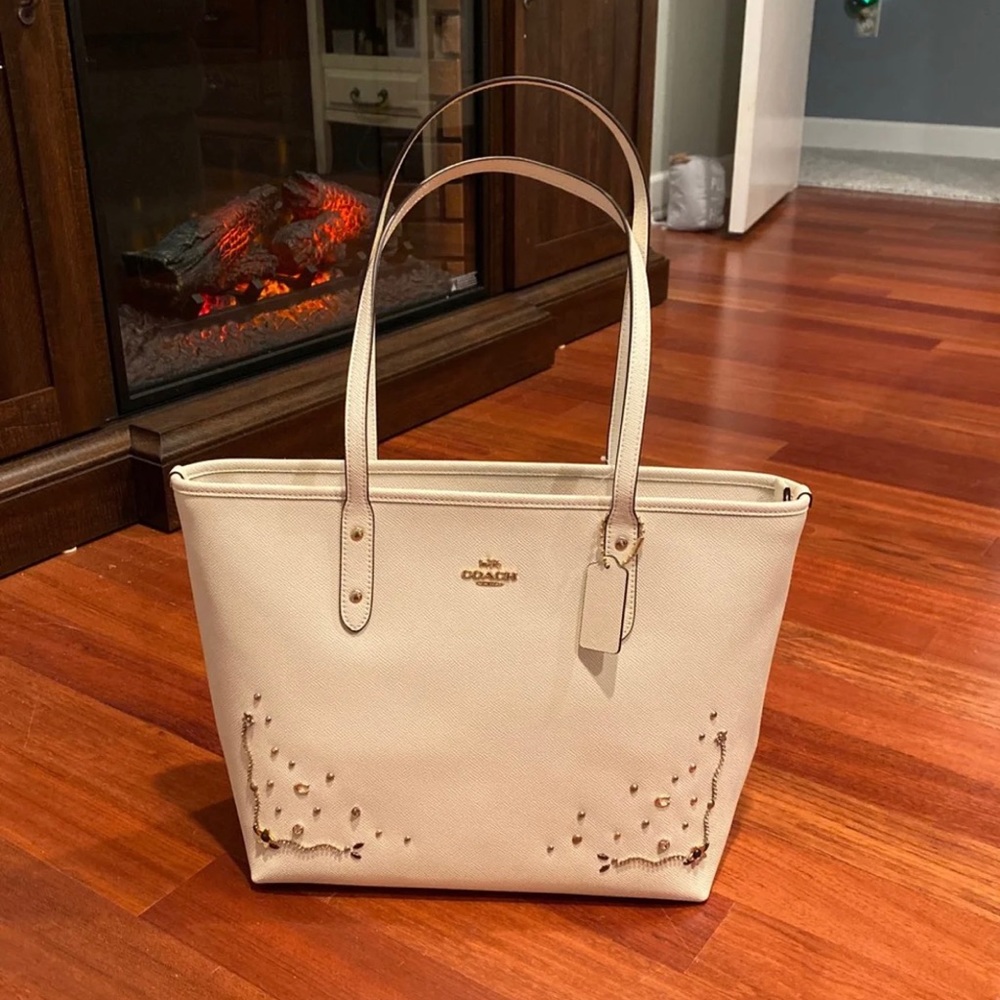 Coach tote